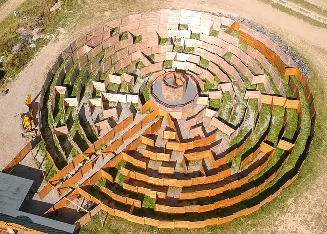 labyrinth